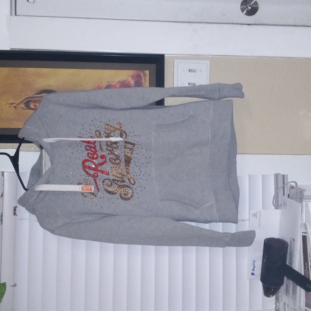 Pull over Superdry hoodie